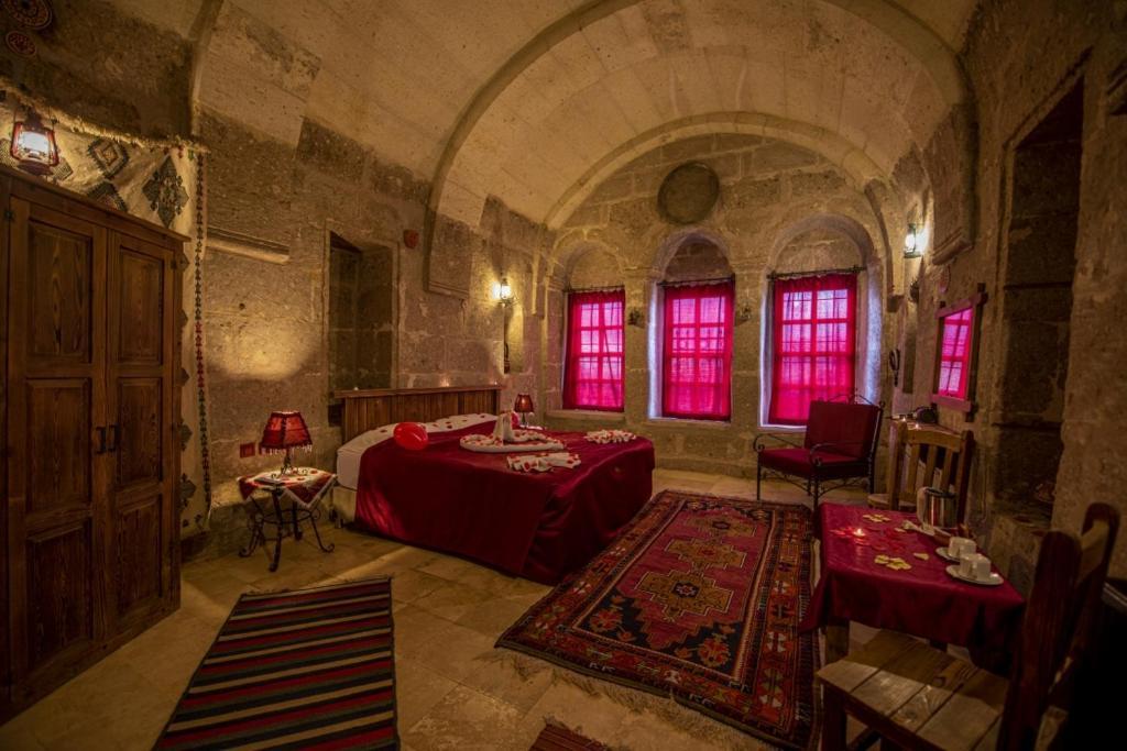 Cappadocia Antique Gelveri Cave Hotel Guzelyurt ภายนอก รูปภาพ