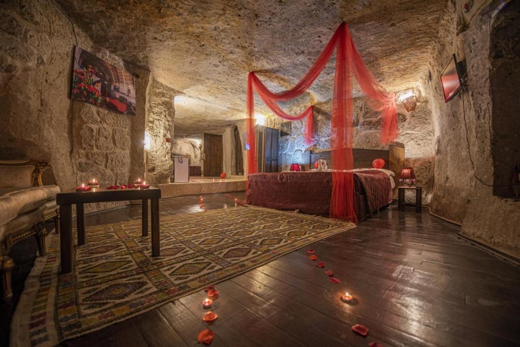 Cappadocia Antique Gelveri Cave Hotel Guzelyurt ภายนอก รูปภาพ