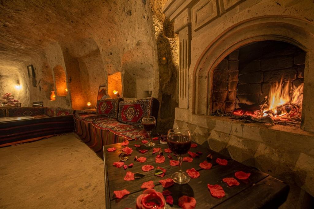 Cappadocia Antique Gelveri Cave Hotel Guzelyurt ภายนอก รูปภาพ