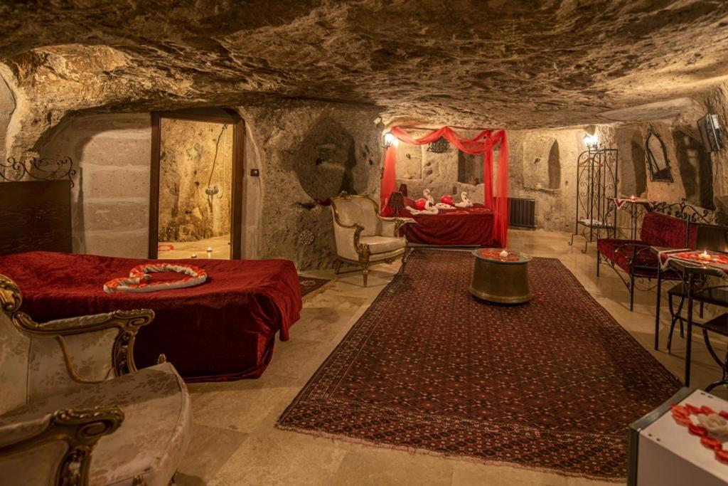 Cappadocia Antique Gelveri Cave Hotel Guzelyurt ภายนอก รูปภาพ